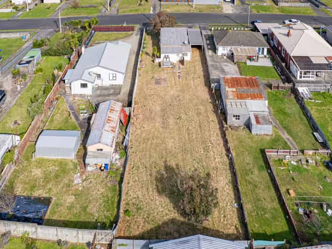 27 Ruapehu Street, Castlecliff