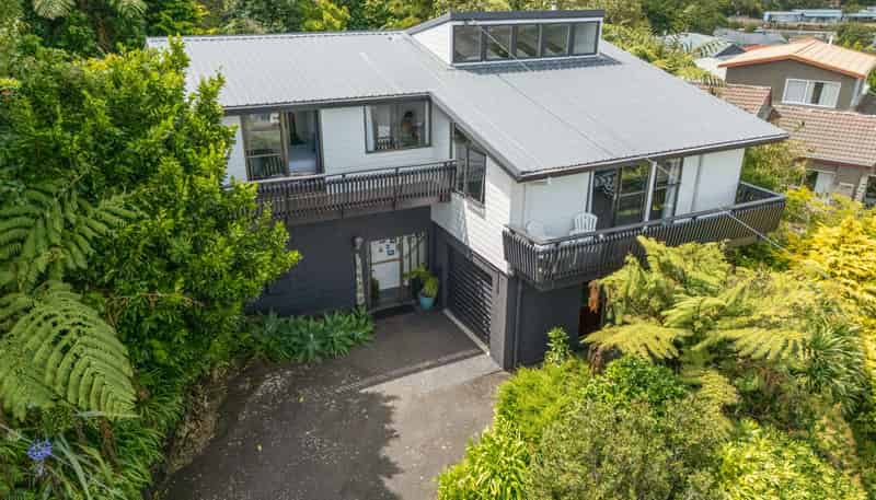 6 Crownhill Street, Spotswood