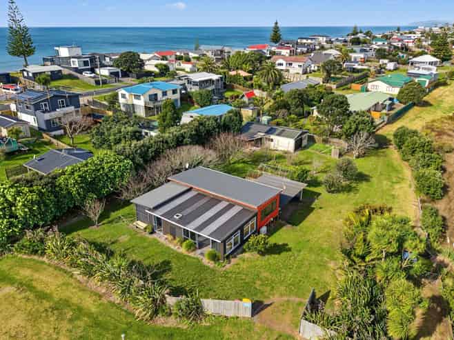 564A Pukehina Parade, Pukehina
