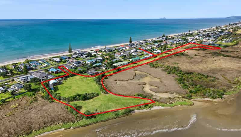 564A Pukehina Parade, Pukehina
