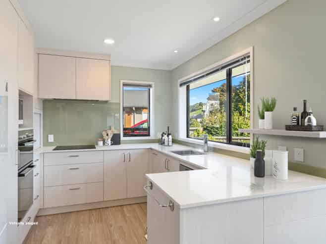 16 Max Short Drive, Pukekohe