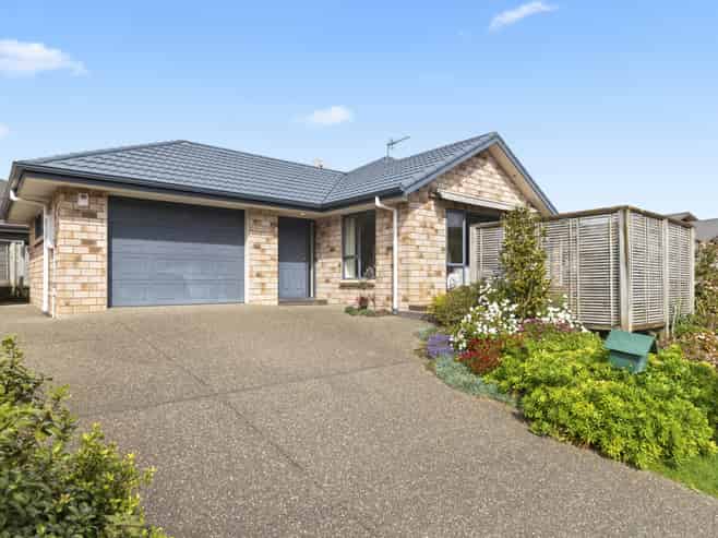 16 Max Short Drive, Pukekohe