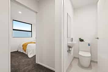 35B Wrights Road, Addington