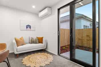 35C Wrights Road, Addington