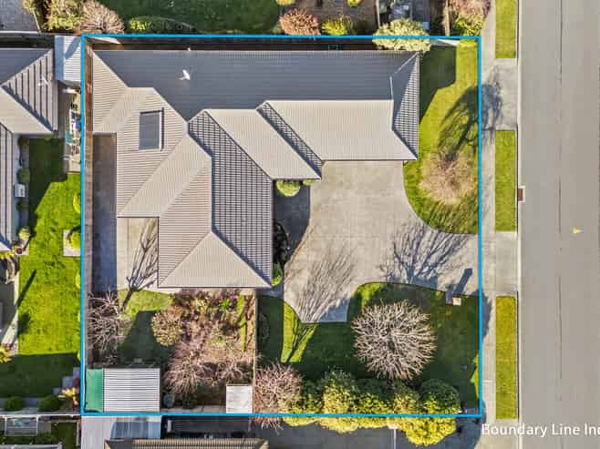 6 Ruth Taylor Avenue, Stoke