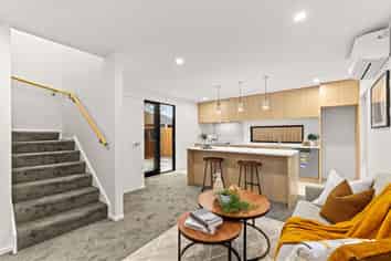 35E Wrights Road, Addington
