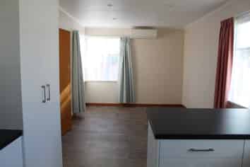 5 Marriner Street , Highbury