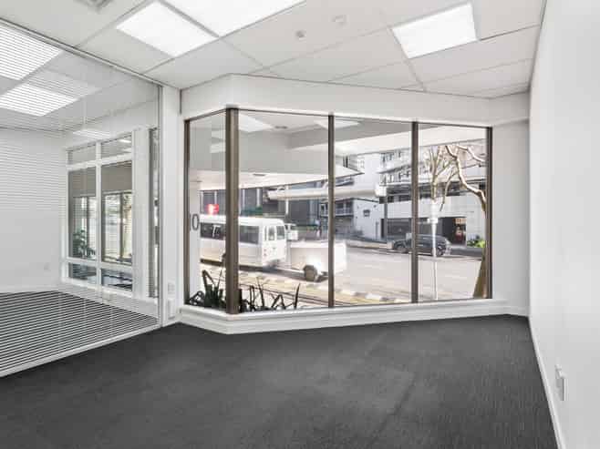 CBD Gem - Office Unit + 4 Rare Car Parks