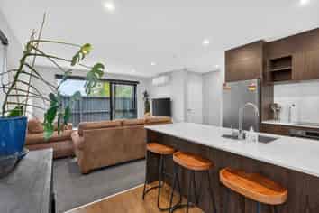 4/28 Raukawa Street, Stokes Valley