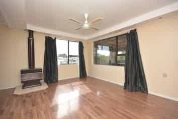 1/1 Rebecca Rise, Weymouth