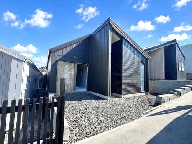 51 Awa Uru Road, Orewa