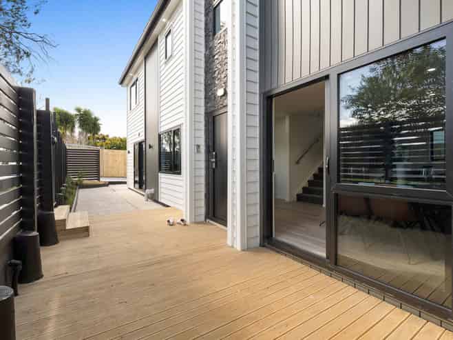 84C Botany Road, Botany Downs