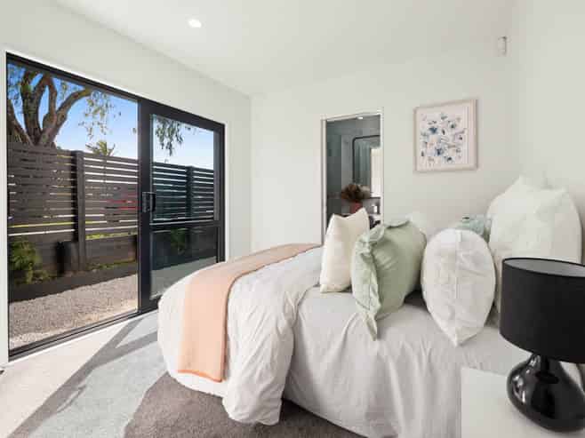 84C Botany Road, Botany Downs
