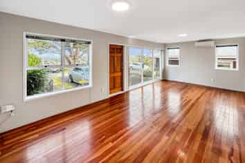 Auckland - Address withheld