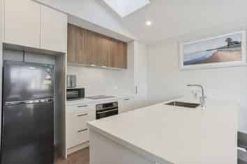 318/30 Bob Robertson Drive, Woodend