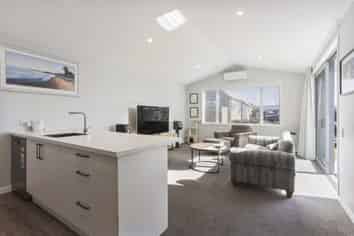 318/30 Bob Robertson Drive, Woodend