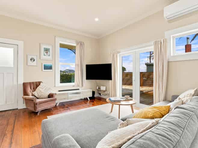 18 Bryce Street, Castlecliff