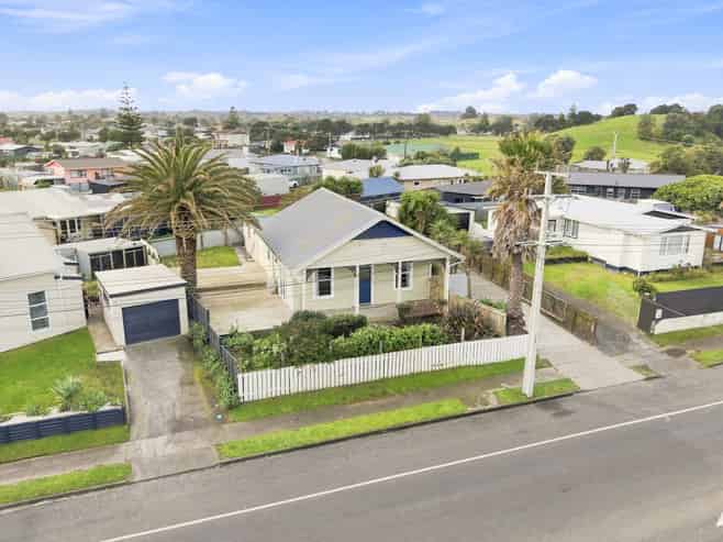 18 Bryce Street, Castlecliff
