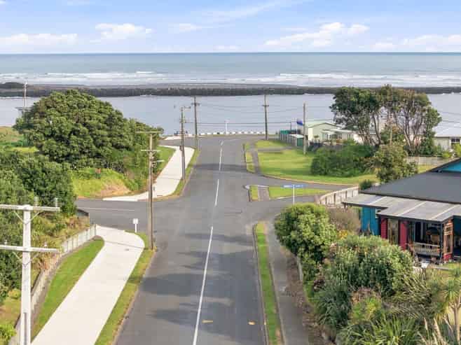 18 Bryce Street, Castlecliff