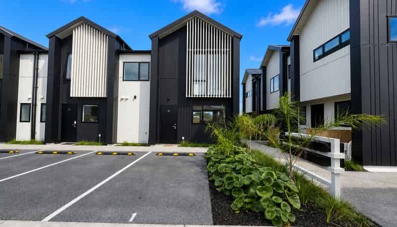 27c Dawnhaven Drive, Te Atatu Peninsula