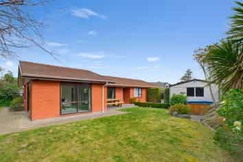 52 Valecrest Avenue, Parklands