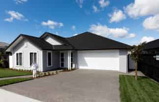 90 Colonial Drive, Millwater