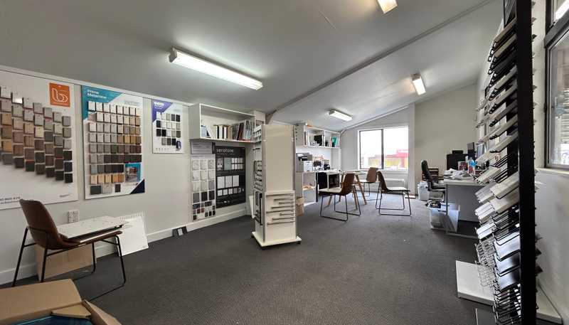 122 Gracefield Road, Gracefield
