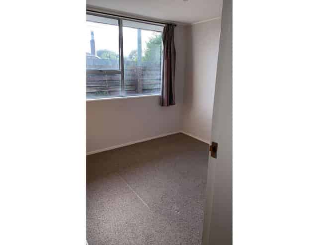 2/117 Howick Road, Redwoodtown