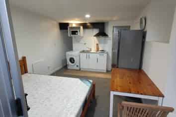 2/5A Tonks Street, Remuera