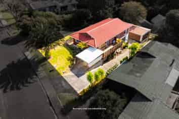 8 McDowell Crescent, Hillcrest
