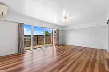 8 McDowell Crescent, Hillcrest