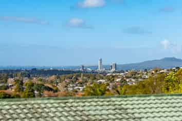 8 McDowell Crescent, Hillcrest