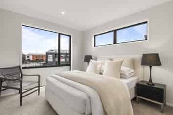 56 Te Aniwaniwa Terrace, Albany