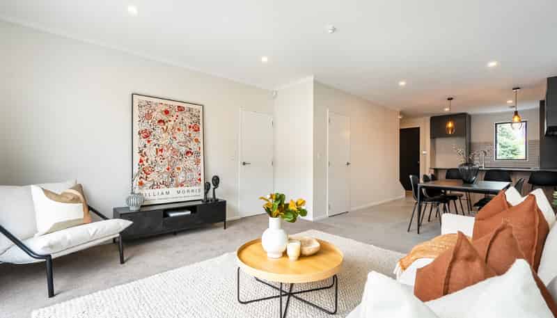 56 Te Aniwaniwa Terrace, Albany