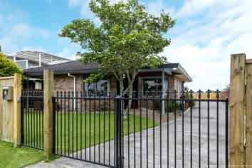 36 Wesley Avenue, Frankleigh Park