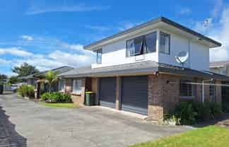 36 Wesley Avenue, Frankleigh Park