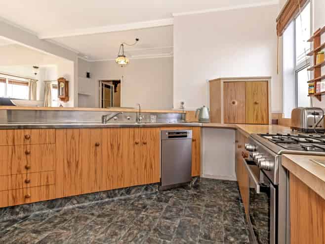 300 Aberdeen Road, Te Hapara