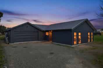 52A Higginson Street, Otane