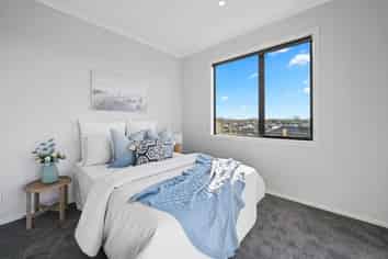 2/44 Rose Berry Crescent, Flagstaff