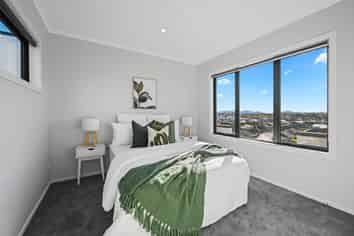 2/44 Rose Berry Crescent, Flagstaff