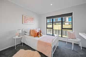 2/44 Rose Berry Crescent, Flagstaff