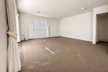10A Chedworth Drive, Glenfield
