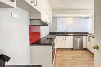 10A Chedworth Drive, Glenfield