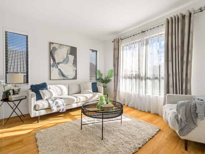 61 Eighth View Ave, Beachlands