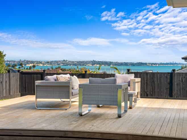61 Eighth View Ave, Beachlands