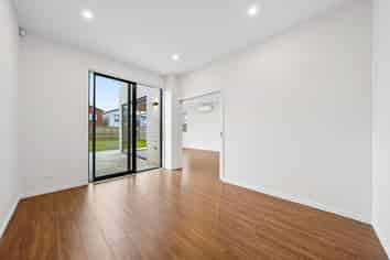 Auckland - Address withheld