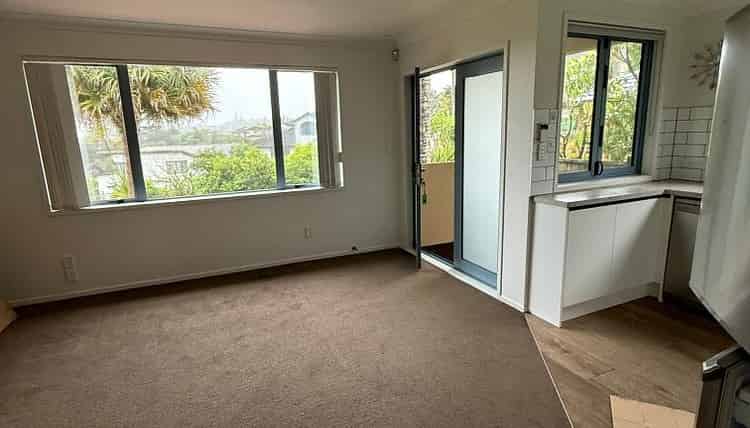 47A Chamari Close, Titirangi