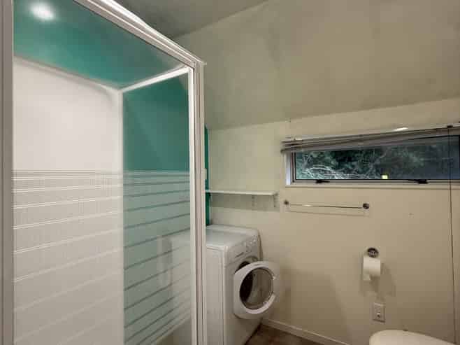 8 (studio) Sandhurst Way, Crofton Downs