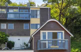 8 (studio) Sandhurst Way, Crofton Downs