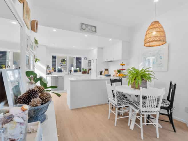 3 Waiata Road, Onetangi